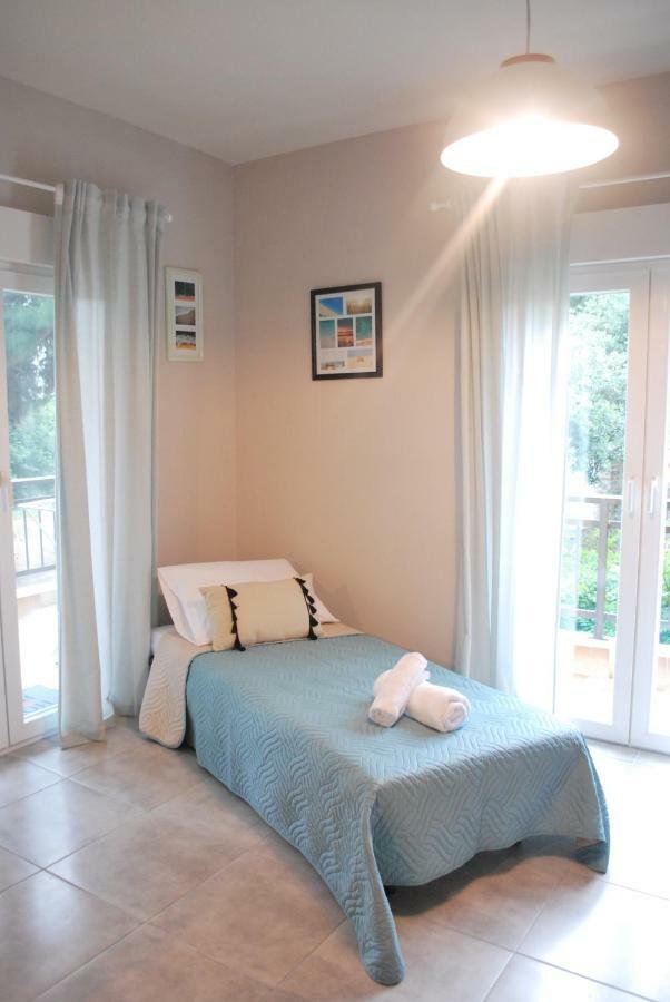 Cornelia Apartment PalaiónTsiflíkion Exterior foto